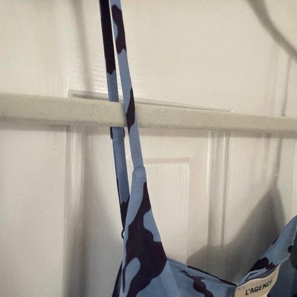 New L'Agence Blue V Neck Tank Dark Aster Size XS Extra Small - Picture 3 of 6